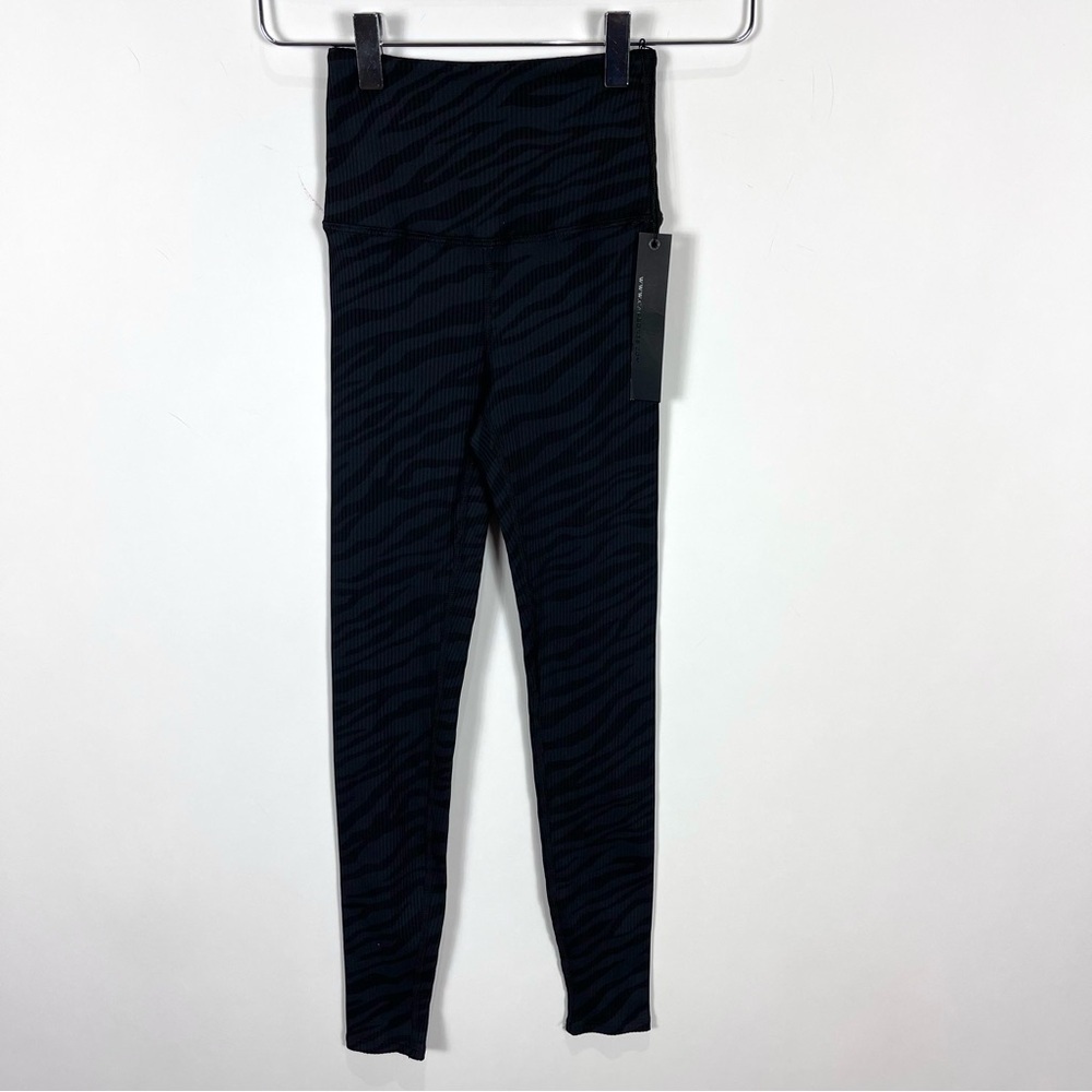 Carbon38 active black zebra stripped leggings
